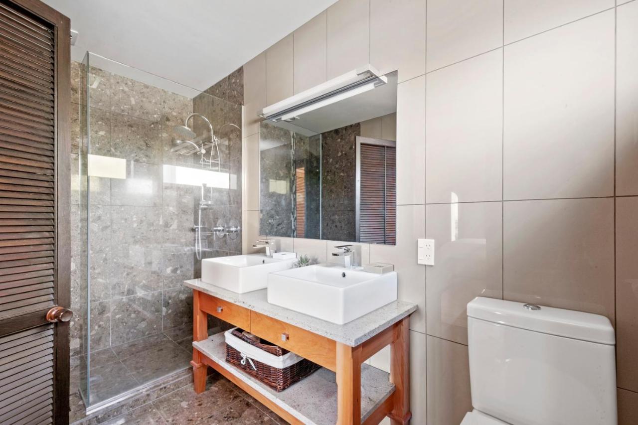 Lakefront Villa - Waitahanui Holiday Home 外观 照片